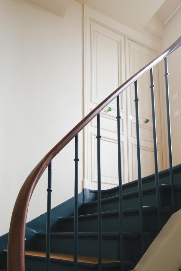 Le Grand Maulnes Bed and Breakfast Paris Eksteriør billede
