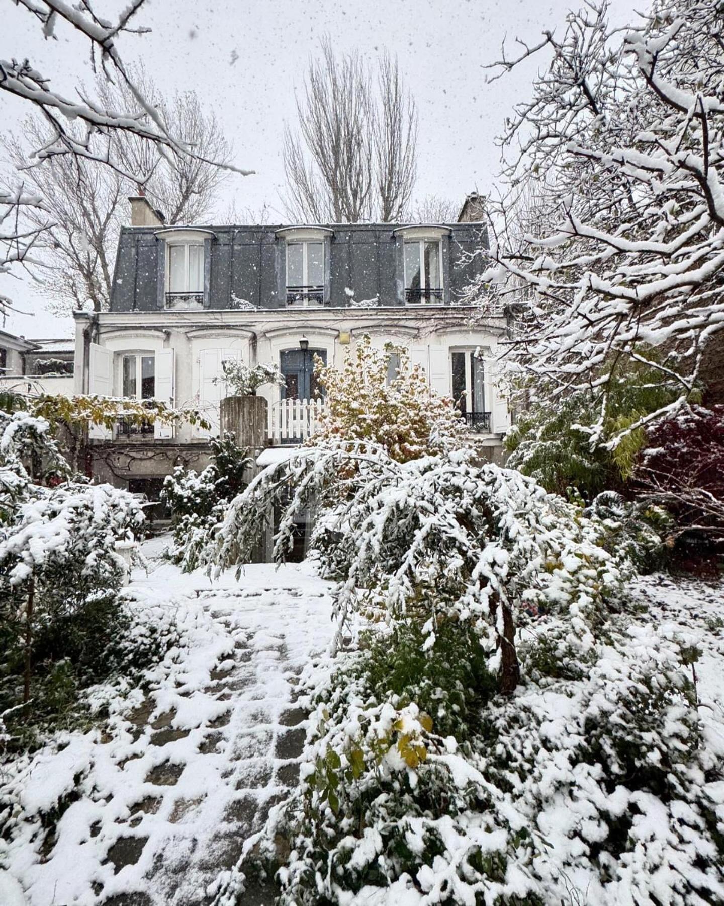Le Grand Maulnes Bed and Breakfast Paris Eksteriør billede